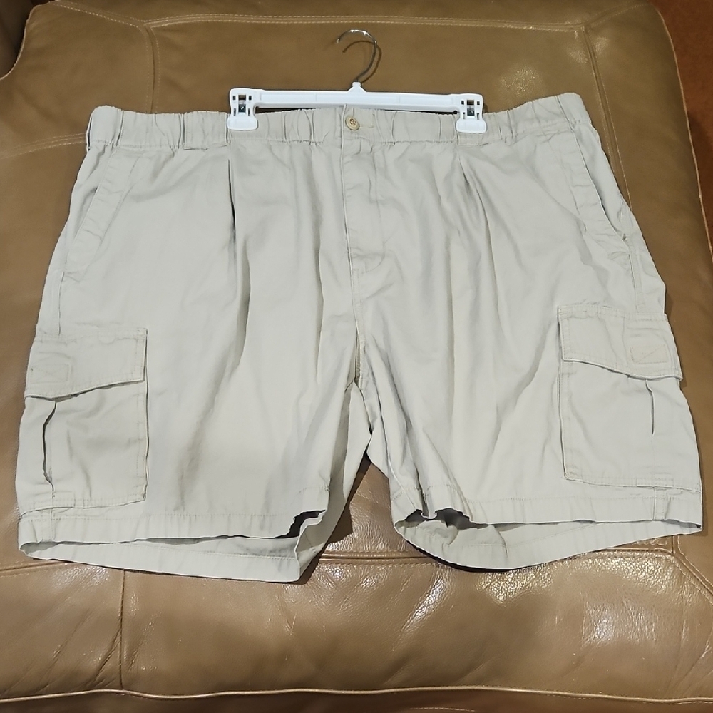 Tommy Bahama Tan Cargo Shorts Relaxed Fit
